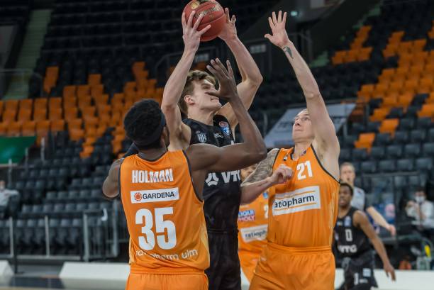 年轻球员们 年轻球员们